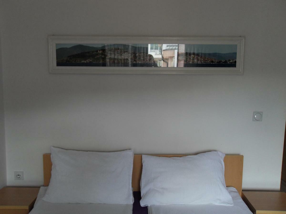 Apartments Ristak Ohrid Extérieur photo